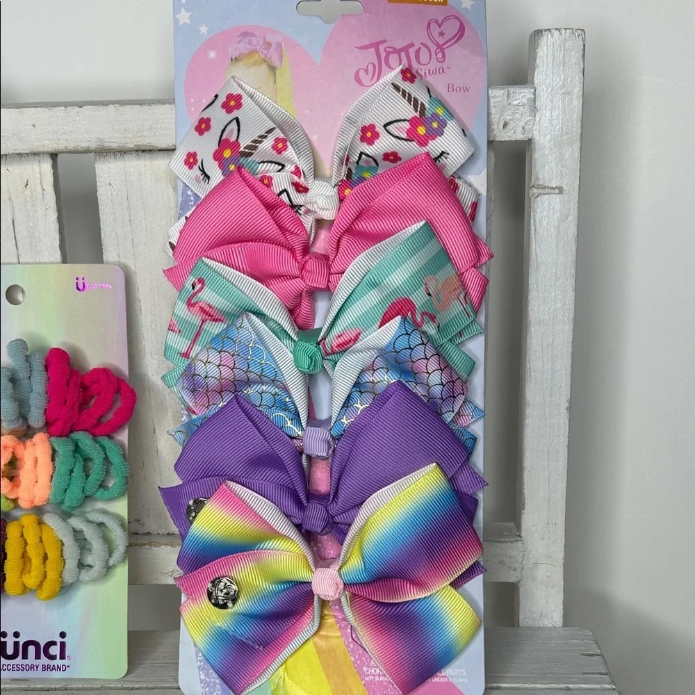 JoJo Siwa Rainbow Hair Bow Collection
